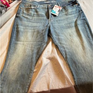 LEVI plus size jeans brand new with tags size 22 skinny
